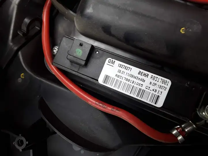 Opel Astra J (2009 - 2012) 13330977 Комплект системы вентиляции салона — фото 7