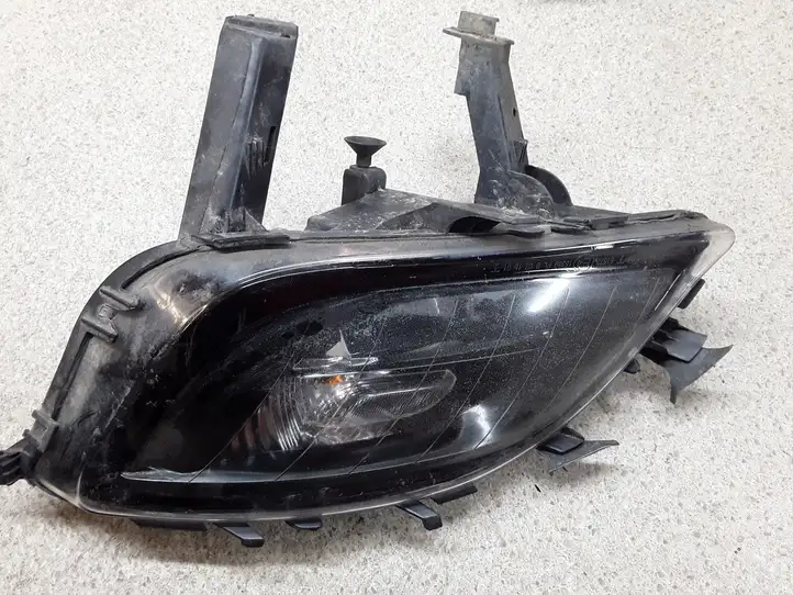 Opel Astra J (2009 - 2012) 13293622 Передняя противотуманная фара — фото 1