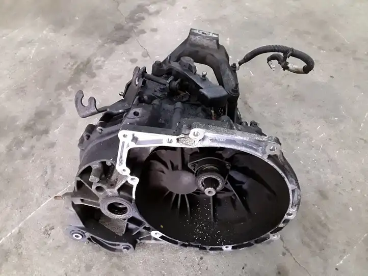 Volvo V70 (2007 - 2013) Механическая коробка передач, 6 передач — фото 1