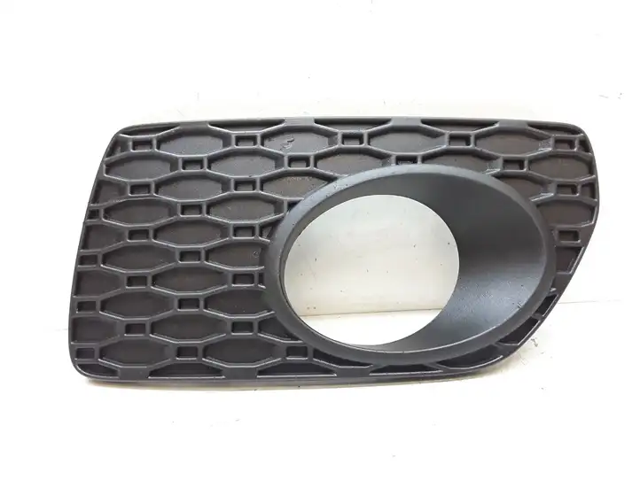 Volvo XC70 (2007 - 2013)  30678690 Декоративная решётка противотуманной фары