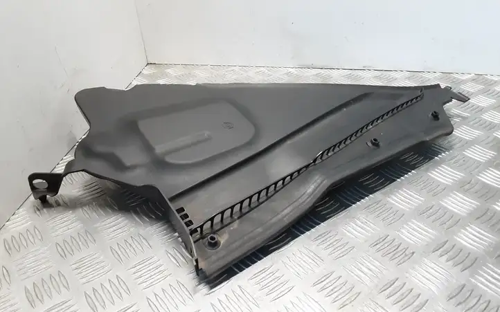 BMW 3 F30 F35 F31 (2012 - 2018) 7258179 Жабо стеклоочистителей — фото 1