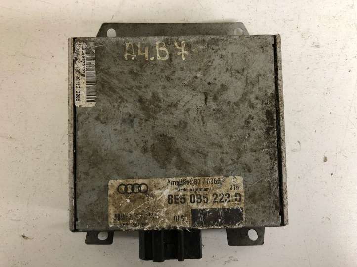 8E5035223D Audi A4 S4 B7 8E 8H Garso stiprintuvas