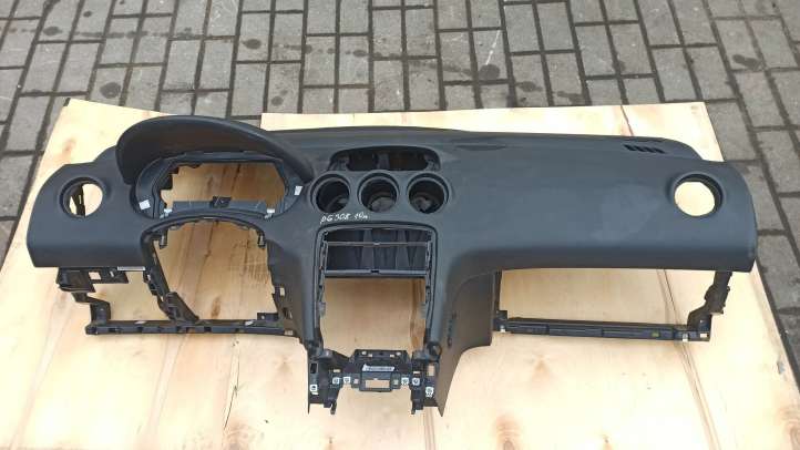 96559945ZD Peugeot 308 Panelė