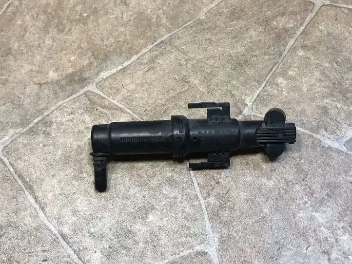 BMW 7 F01 F02 F03 F04 (2008 - 2016)  7178743 Распылитель (распылители)