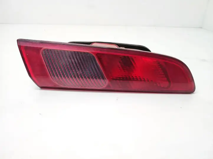Alfa Romeo 156 (2002 - 2007) Задний фонарь в крышке багажника — фото 1