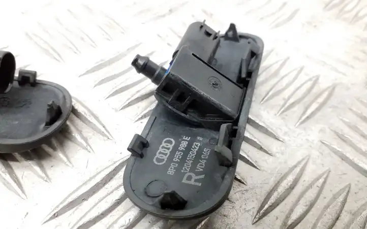 Audi A3/S3 8P (2008 - 2013) 8P0955987E Форсунка омывателя лобового стекла — фото 3