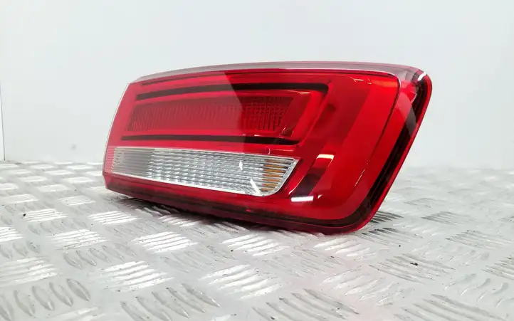 Audi A3/S3 8V (2016 - 2020) 8V5945070 Задний фонарь в кузове — фото 5