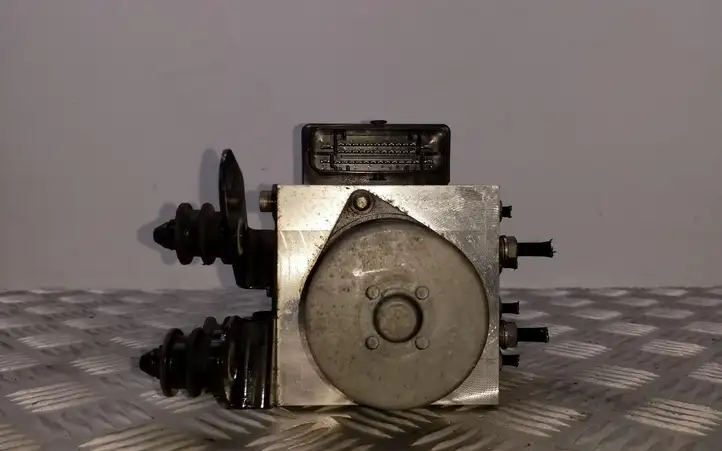 Volkswagen PASSAT B7 (2011 - 2014) 3AA614109N ABS блок — фото 4