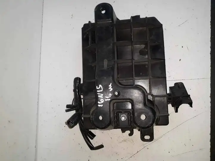 Suzuki Ignis (2008 - 2016) 7252162R10 Площадка аккумулятора — фото 2