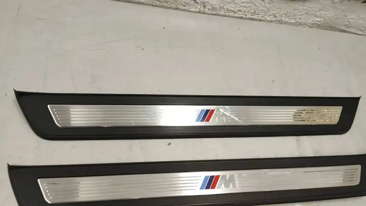 BMW 5 F10 F11 (2009 - 2016) 8050052 Внутренняя отделка переднего порога — фото 7