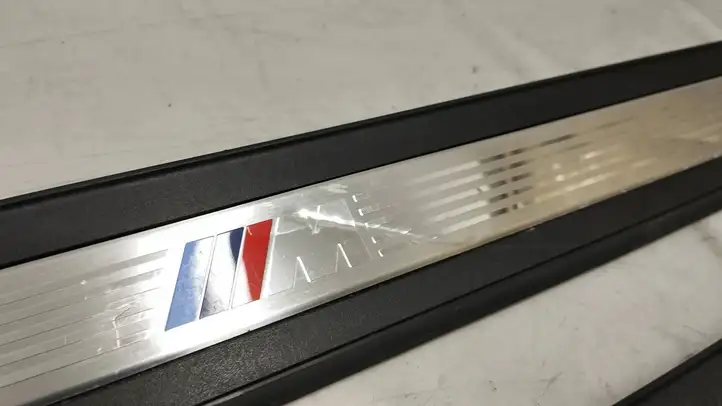 BMW 5 F10 F11 (2009 - 2016) 8050052 Внутренняя отделка переднего порога — фото 8