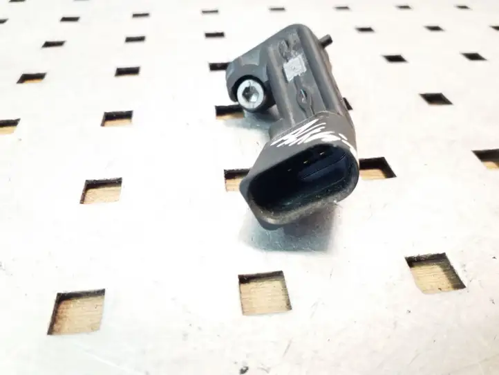 Seat Cordoba (6L) (2002 - 2009) 036906433A Датчик положения коленвала — фото 3