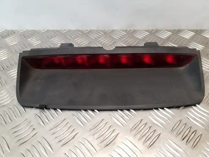 Nissan Primera (2001 - 2008) 270277 Дополнительный стоп фонарь — фото 1