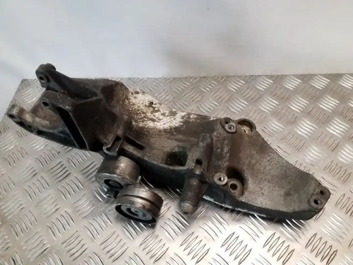 Nissan Primera (2001 - 2008) 8200183234 Кронштейн генератора — фото 2