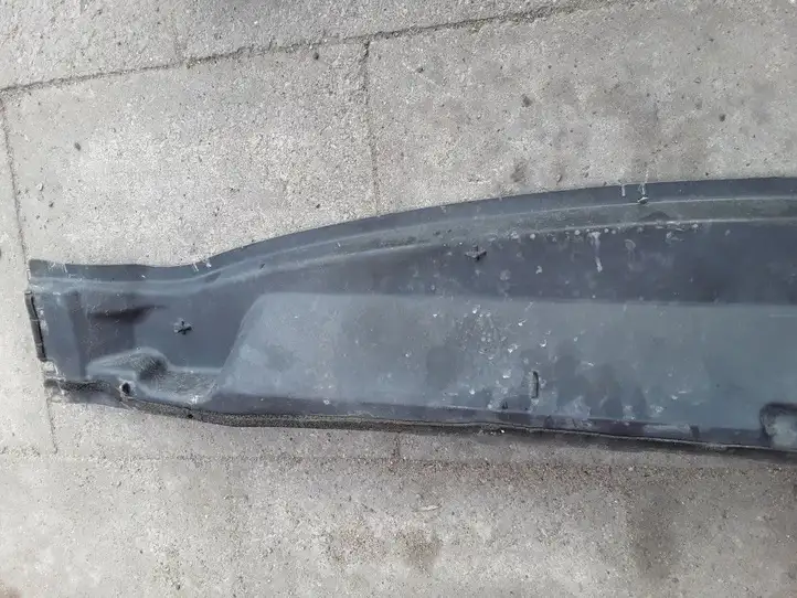 Ford Focus (2005 - 2008) 4M51A01628 Накладка стоек лобового стекла — фото 4