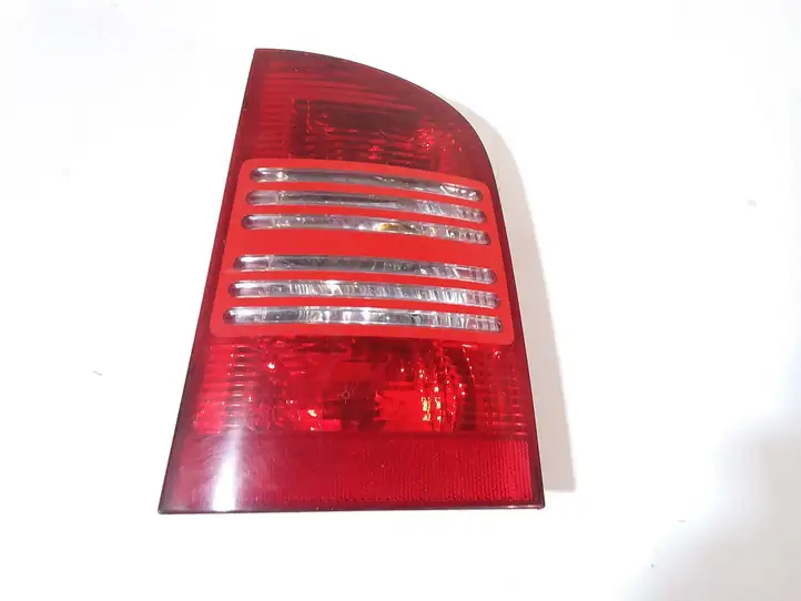 Skoda Octavia Mk1 (1U) (1996 - 2004) 9945112 Задний фонарь в кузове — фото 1