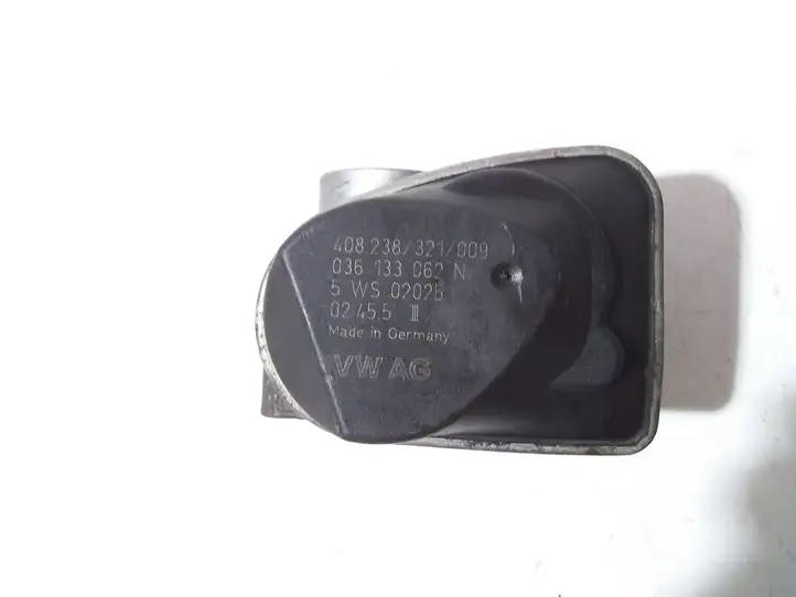 Volkswagen Polo (2001 - 2005) 036133062N Дроссельная заслонка — фото 2