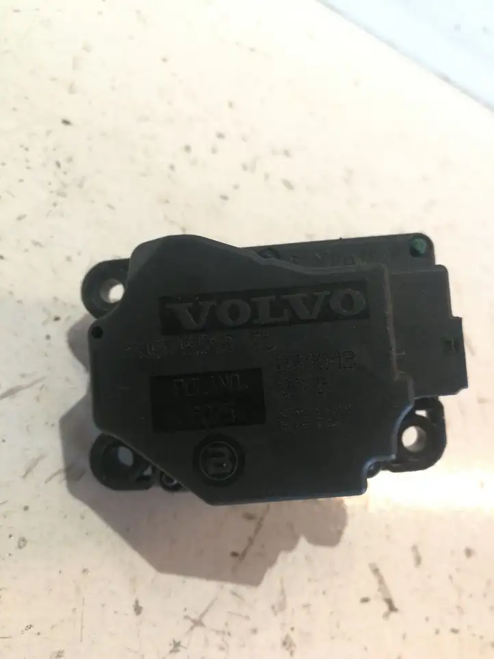 Volvo V70 (2004 - 2007) 30676510TL Двигатель задвижки потока воздуха — фото 1