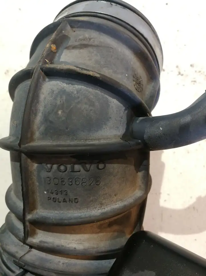 Volvo V70 (2004 - 2007) 30636828 Трубка подачи воздуха — фото 4