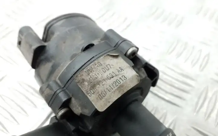 Seat Leon (5F) (2012 - 2019) 5Q0121591AA Электроциркуляционный насос — фото 5