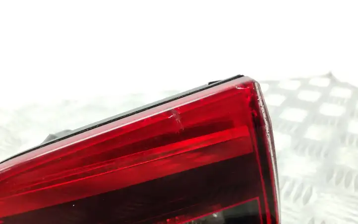 Audi A4 S4 B9 (2015 - 2019) 8W9945093 Задний фонарь в крышке багажника — фото 2