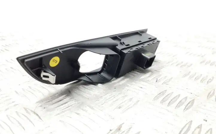 Volkswagen PASSAT CC (2008 - 2012) 3C8859857 Кнопка стеклоподъемников — фото 2