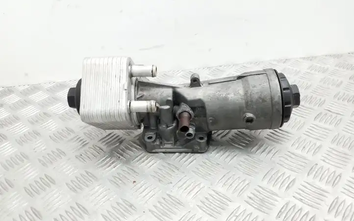 Audi A3/S3 8P (2004 - 2008) 045115389J Кронштейн масляного фильтра — фото 3