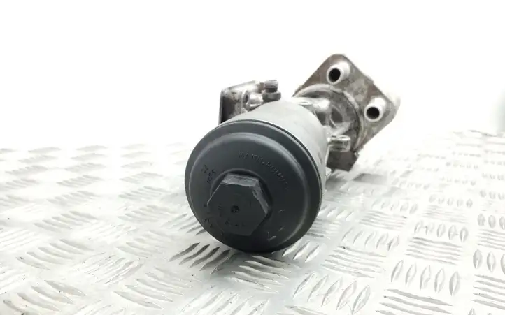 Audi A4 S4 B8 8K (2007 - 2011) 045115389K Кронштейн масляного фильтра — фото 3