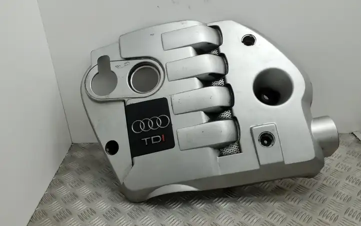 Audi A4 S4 B6 8E 8H (2000 - 2006) 038103925CG Крышка двигателя декоративная — фото 1