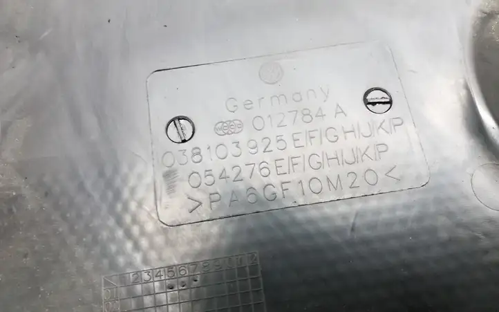 Skoda Octavia Mk1 (1U) (1996 - 2004) 038103925 Крышка двигателя декоративная — фото 3