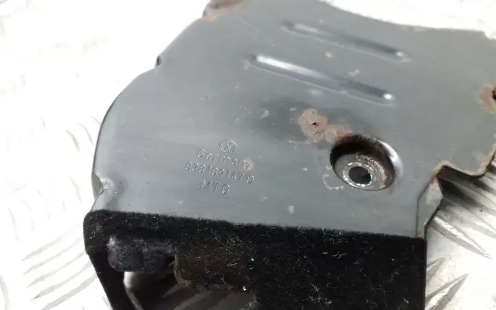 Seat Exeo (3R) (2008 - 2013) 038109147D Защита ремня ГРМ — фото 4