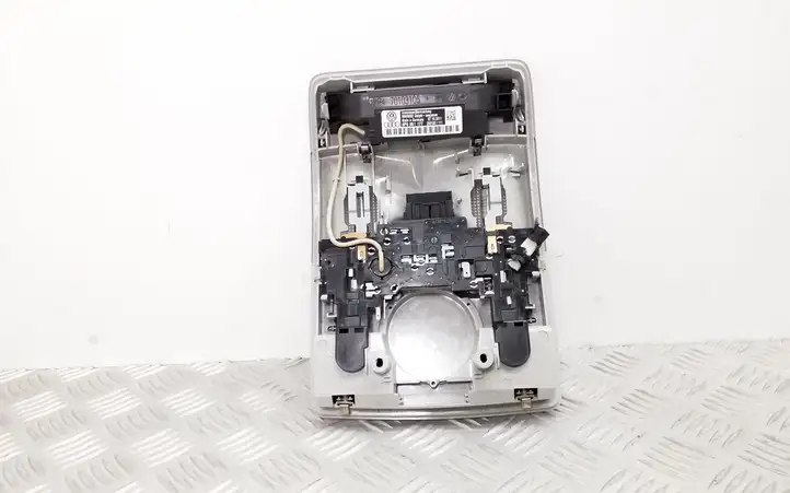 Audi A3/S3 8P (2008 - 2013) 8P0951177 Передняя подсветка — фото 2