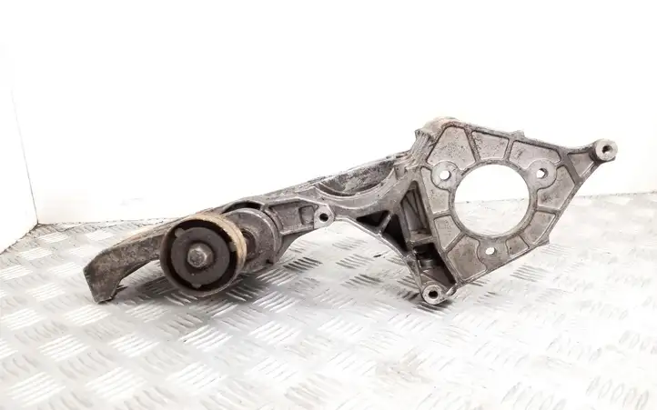 Skoda Fabia Mk1 (6Y) (1999 - 2007) 038903143AC Кронштейн генератора — фото 3