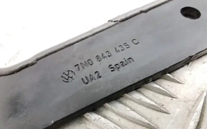 Volkswagen Sharan (2010 - 2015) 7N0843435C Средняя направляющая ролика раздвижной двери — фото 2