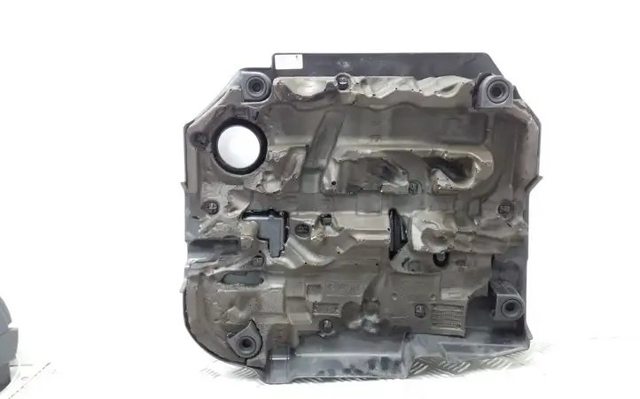 Skoda Octavia Mk3 (5E) (2013 - 2019) 04L103925C Крышка двигателя декоративная — фото 2