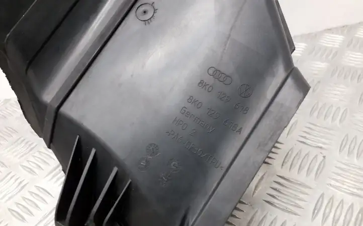 Audi A4 S4 B8 8K (2007 - 2011) 8K0129618 Детали воздухозаборника — фото 3