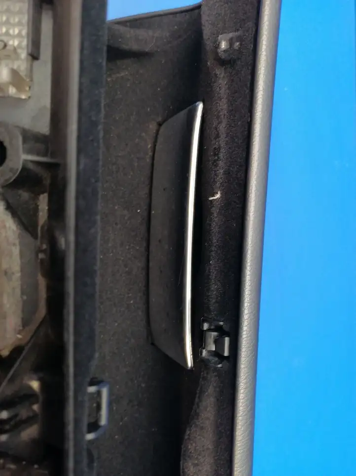 Mercedes-Benz C W203 (2000 - 2007) A2036802691 Бардачок в сборе — фото 11