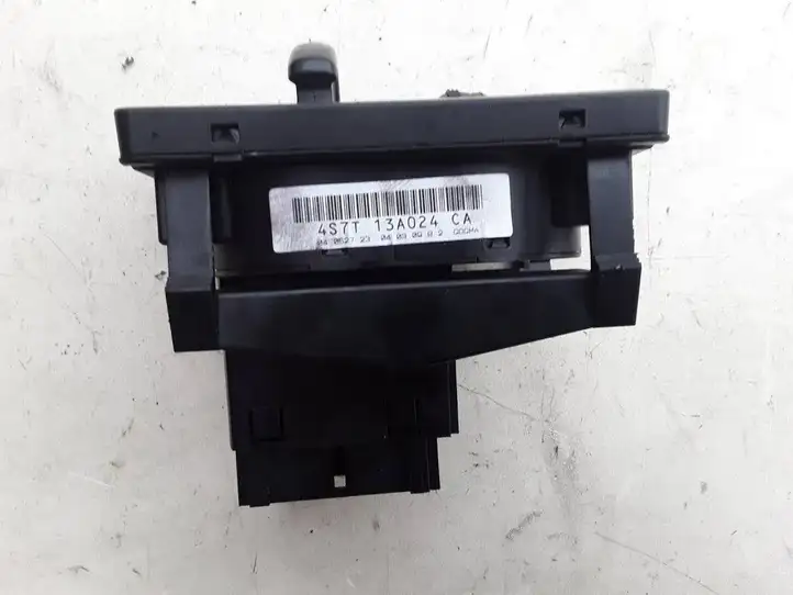 Ford Mondeo Mk III (2000 - 2007) 4S7T13A024CA Включатель фонарей — фото 3