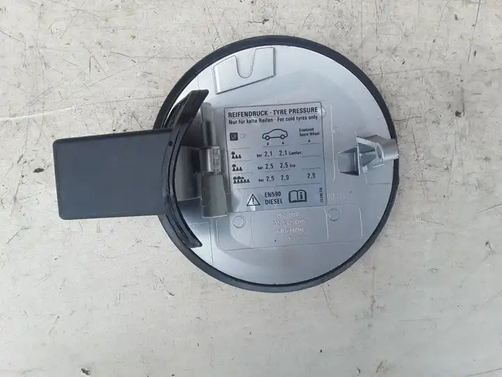 Opel Astra H (2004 - 2009) 315242409 Крышка топливного бака — фото 3