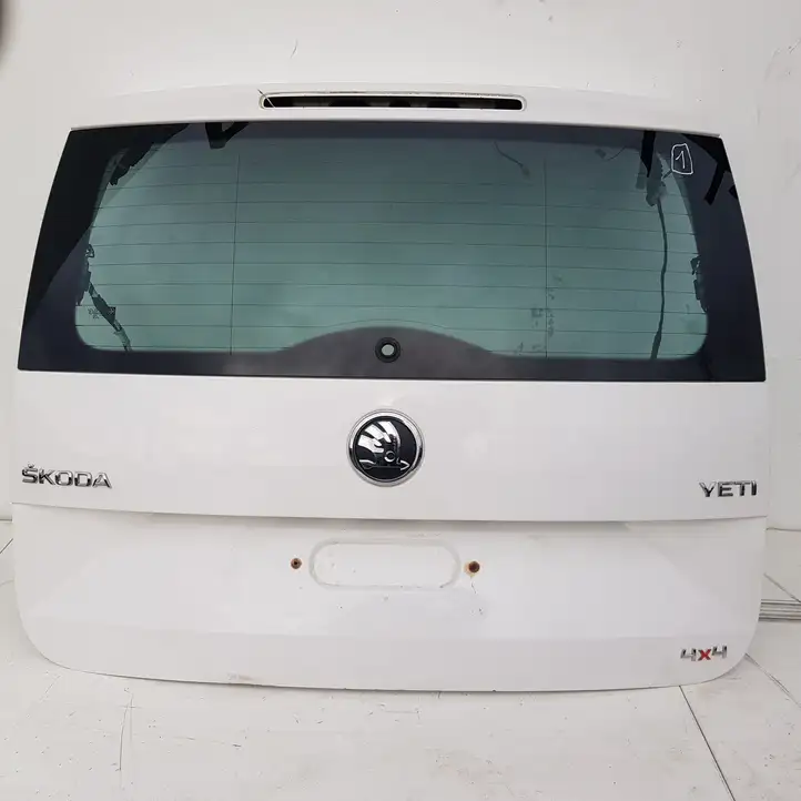 Skoda Yeti (5L) (2013 - 2018) Крышка багажника — фото 1