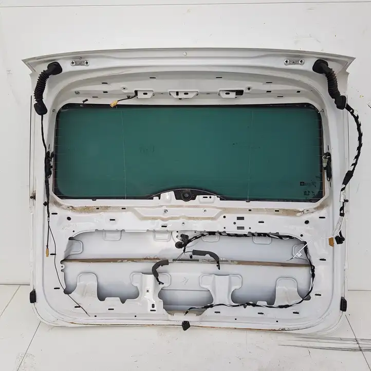 Skoda Yeti (5L) (2013 - 2018) Крышка багажника — фото 3