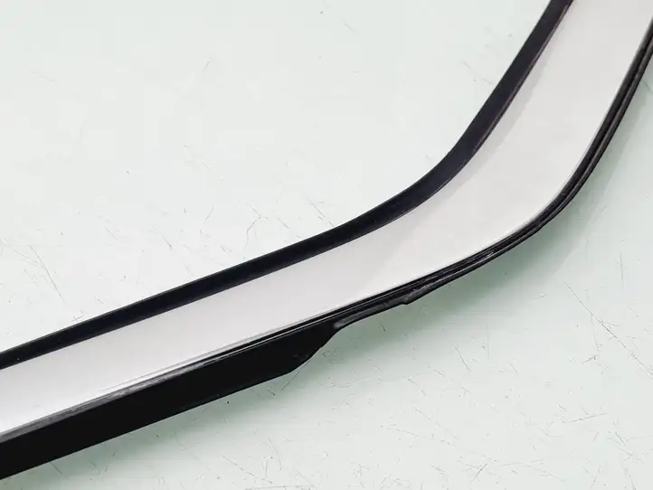 Opel Astra K (2015 - 2020) 39113932 Молдинг заднего крыла — фото 2