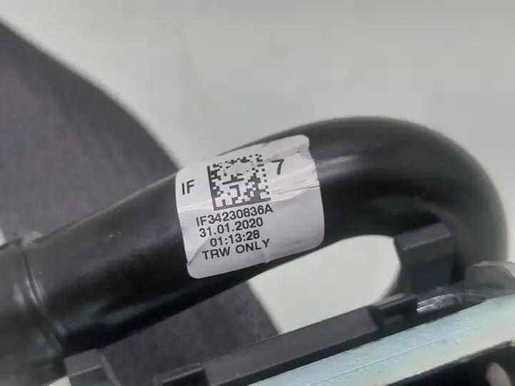 Opel Astra K (2015 - 2020) 39201587 Задний ремень безопасности — фото 3