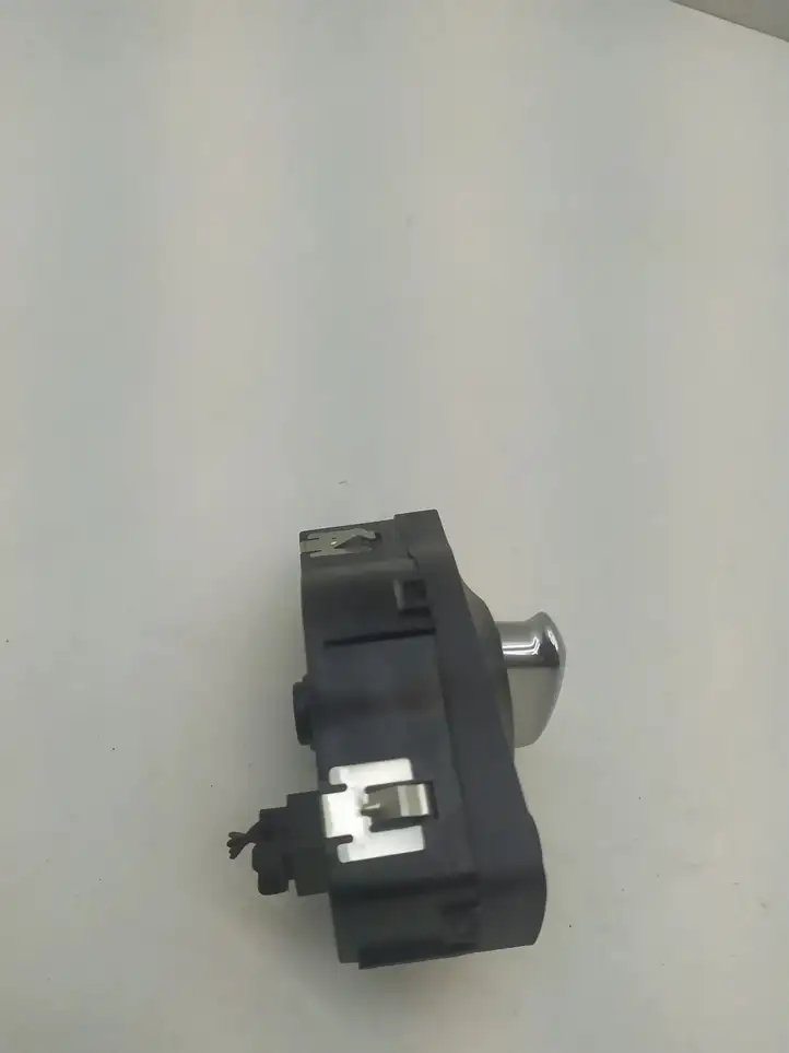 Audi A5 8T 8F (2011 - 2016) 8K0941531AS Включатель фонарей — фото 3