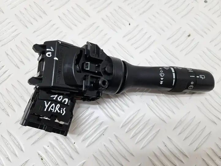 Toyota Yaris (2005 - 2009) 17F003 Переключатель стеклоочистителей — фото 1