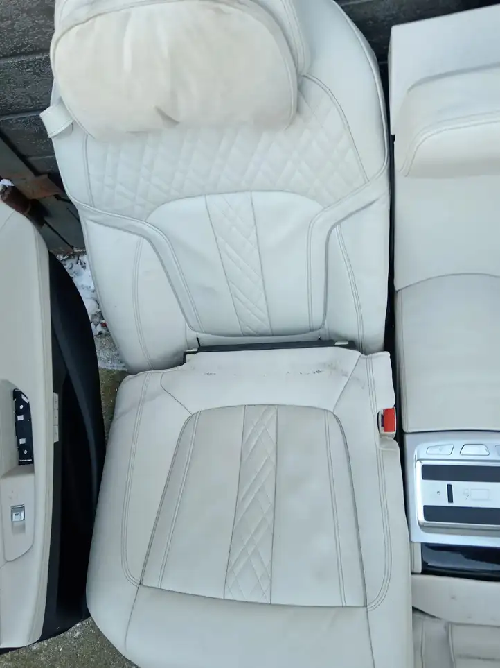 BMW 7 G11 G12 (2015 - 2022) Комплект салона — фото 9