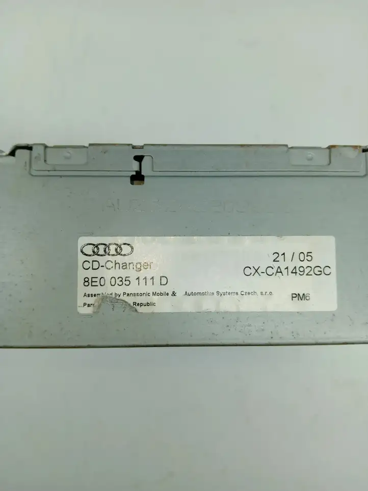 Audi A4 S4 B6 8E 8H (2000 - 2006) MGCFA00091 CD/DVD чейнджер — фото 3