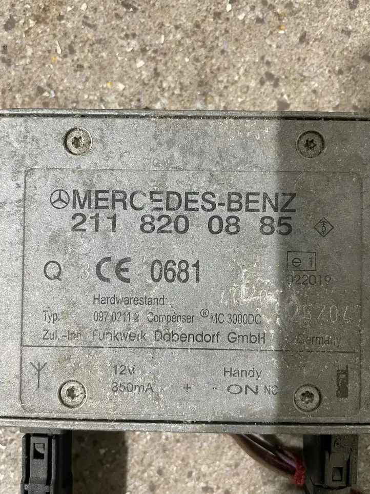 Mercedes-Benz R W251 (2005 - 2013) 2118200885 Блок управления антеннами — фото 5