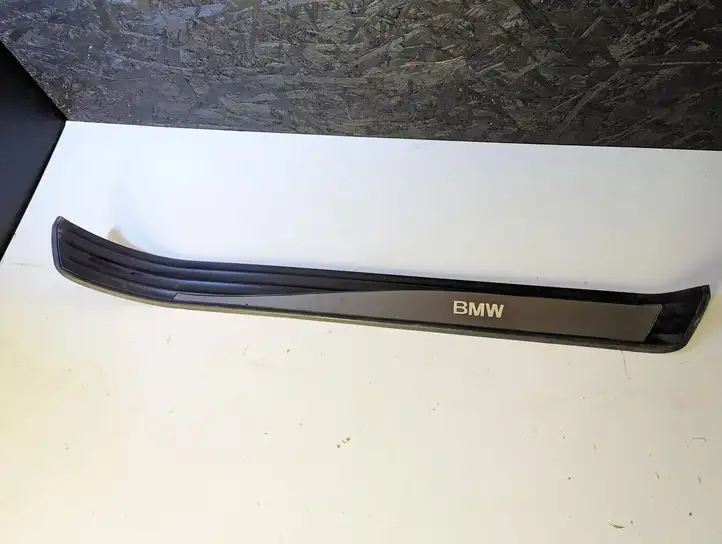 BMW 5 E60 E61 (2004 - 2010) 7074510 Внутренняя отделка переднего порога — фото 1