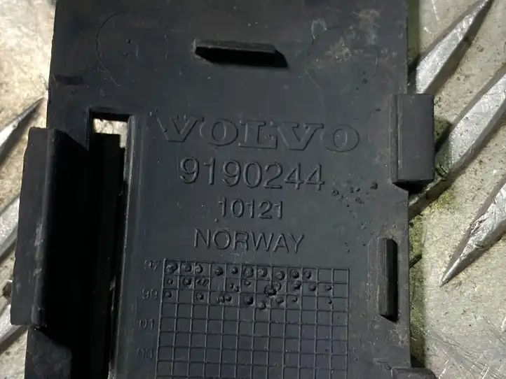 Volvo S80 (1998 - 2004) 9190244 Угловая часть переднего бампера — фото 3